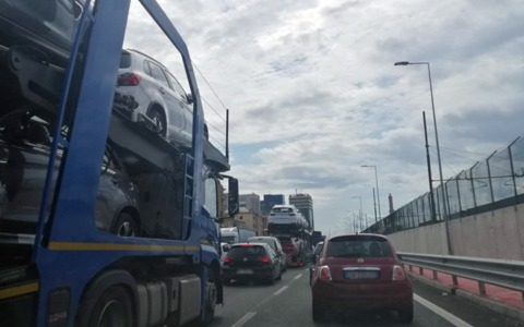 Agricoltori chiedono esenzione dal pedaggio autostradale