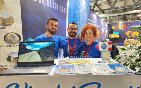 Anna Maria Londri torna testimonial del cammino “La via dei Frati”