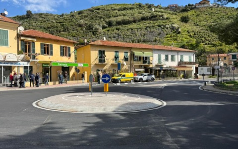 Completati i lavori sulla rotatoria di Latte a Ventimiglia