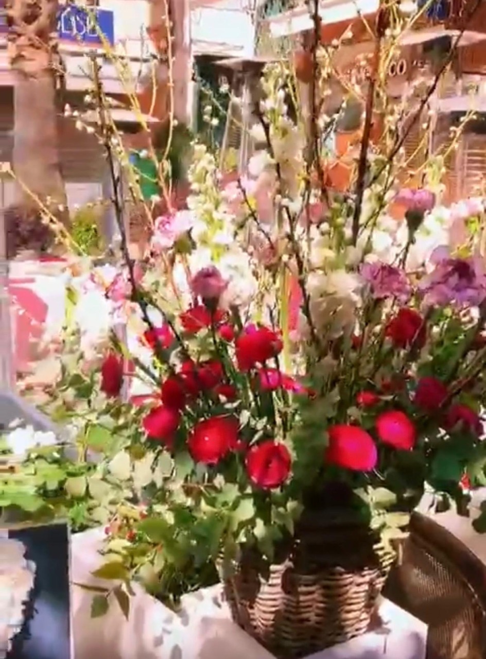 Il Festival dei Fiori trasforma Piazza Bresca