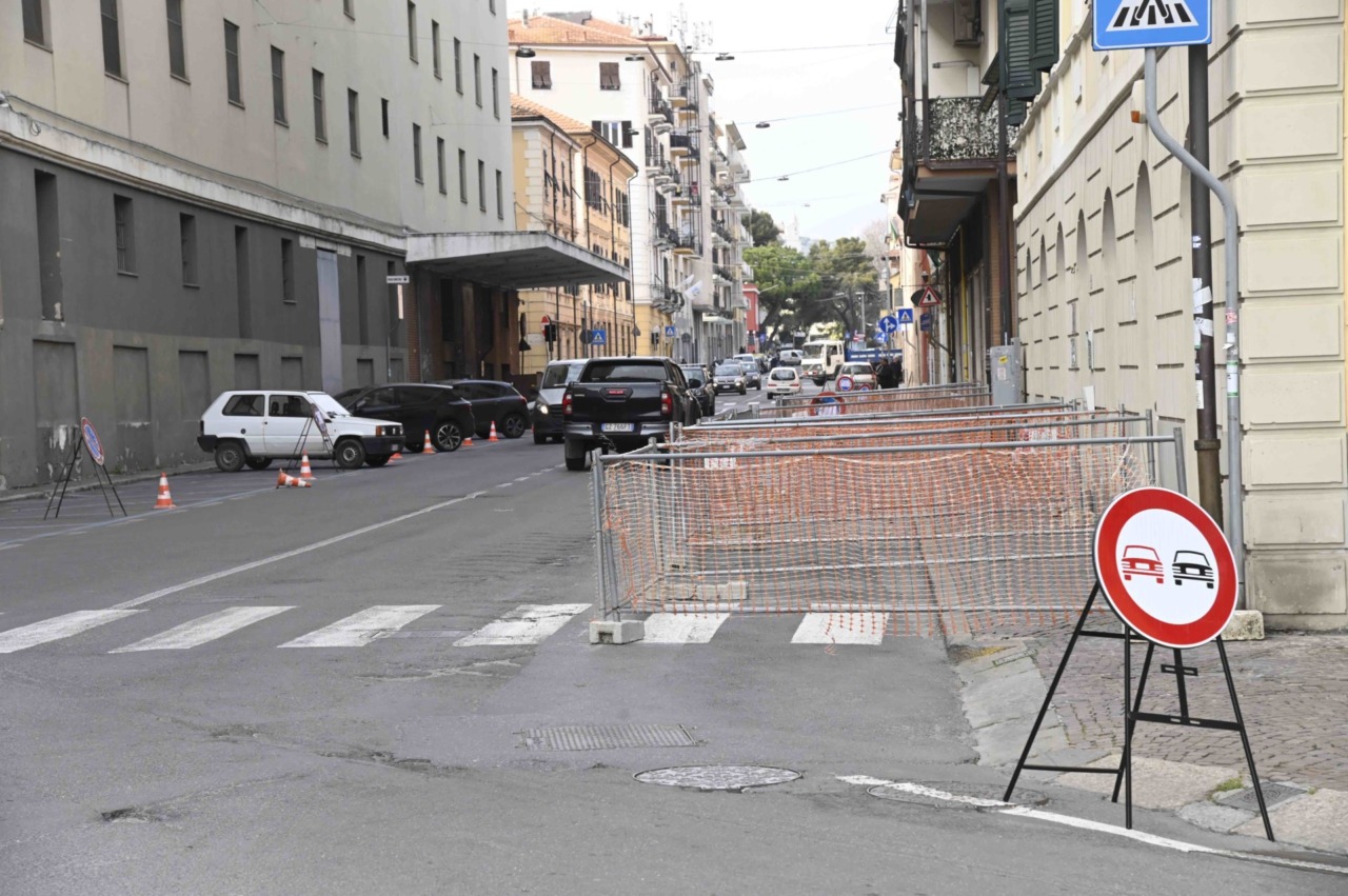 Iniziati i lavori per la ciclabile in Via Schiva, tra preoccupazioni e polemiche