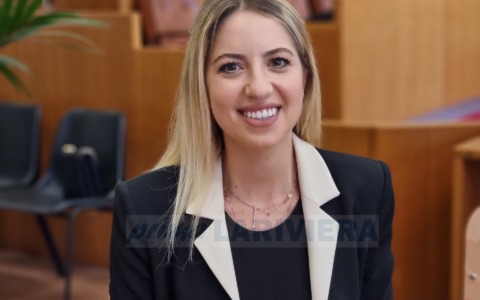 L’assessore Calcopietro si dimette dopo insulti agli elettori del “No”