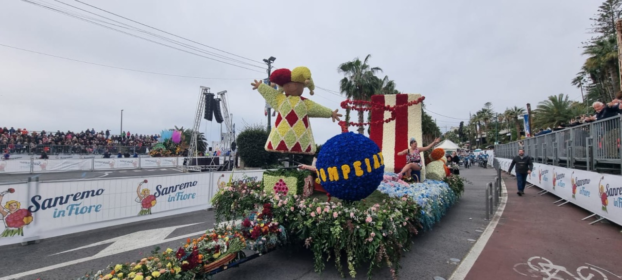 La critica del sindaco Lanteri al carro di Pompeiana solleva polemiche