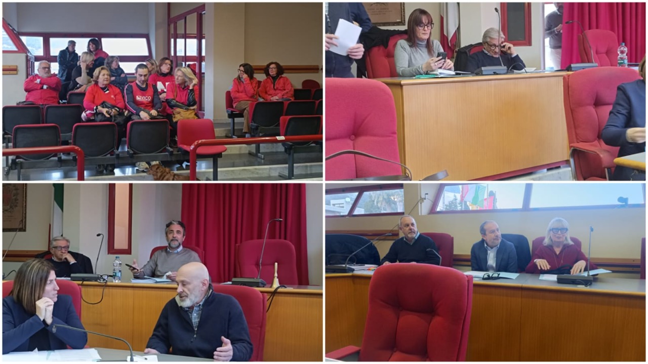 Respinta la mozione contro il bando per le spiagge: proteste dai balneari