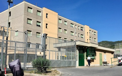 Salvato un detenuto al carcere di Valle Armea grazie all’intervento della Polizia Penitenziaria