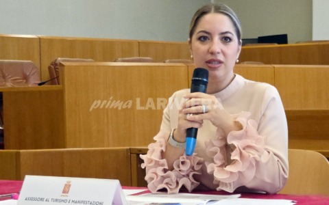 Sfiducia per l’assessore Calcopietro: opposizione in fermento