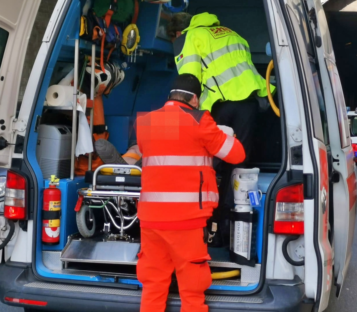 Tragedia a Ceriana: giovane perde la vita in un incidente dal tetto