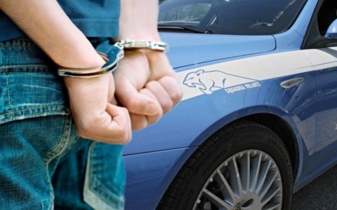 Un 38enne arrestato per spaccio di sostanze stupefacenti a Sanremo