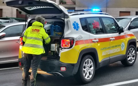 Un 56enne ingerisce disinfettante per piante, è grave in ospedale