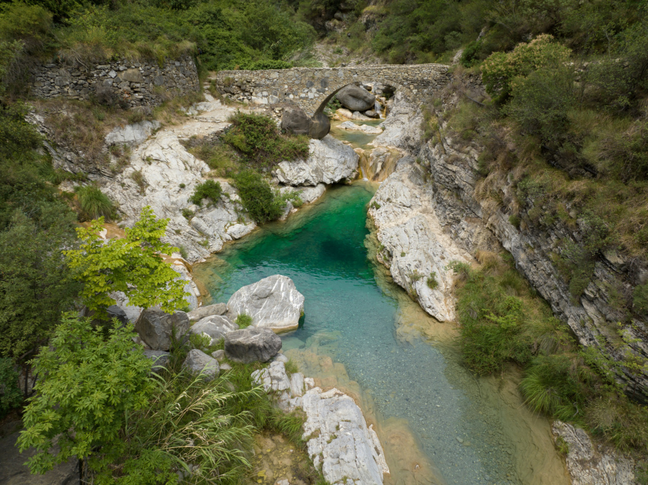 Acqua e turismo sostenibile: pratiche dalle Alpi Liguri