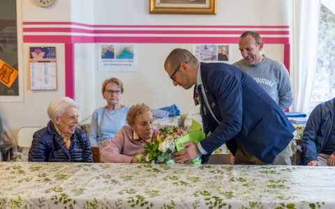 Angela Crespi compie 102 anni: un traguardo da celebrare