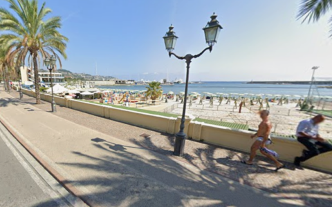 Corso Trento e Trieste: tratto non balneabile