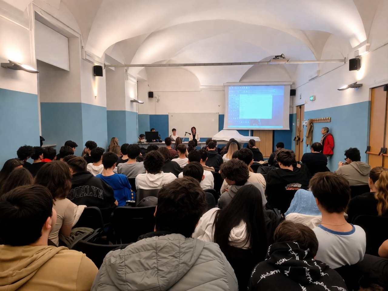 Donne, partigiani e memoria: al Colombo si celebra la Resistenza