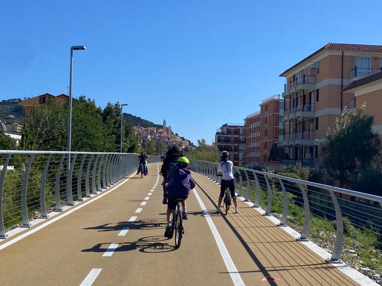 Inaugurata la pista ciclabile tra Diano Marina e Andora