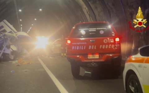 Incidente mortale sulla statale 28, deceduto il conducente del camper