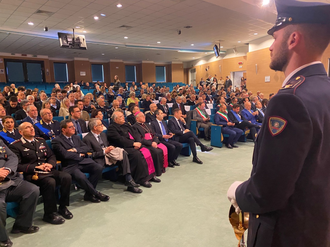 “Nessun riferimento alle carenze di personale alla festa della Polizia”