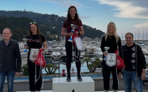 Vittoria Bergamini conquista l’oro nel triathlon ad Andora