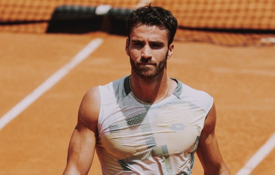 Andrea Pellegrino raggiunge gli ottavi di finale agli Internazionali d’Italia: una vittoria storica