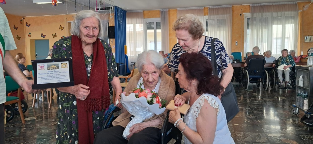 Bianca Laura compie cento anni: festa a Casa Serena con il Sindaco di Bajardo