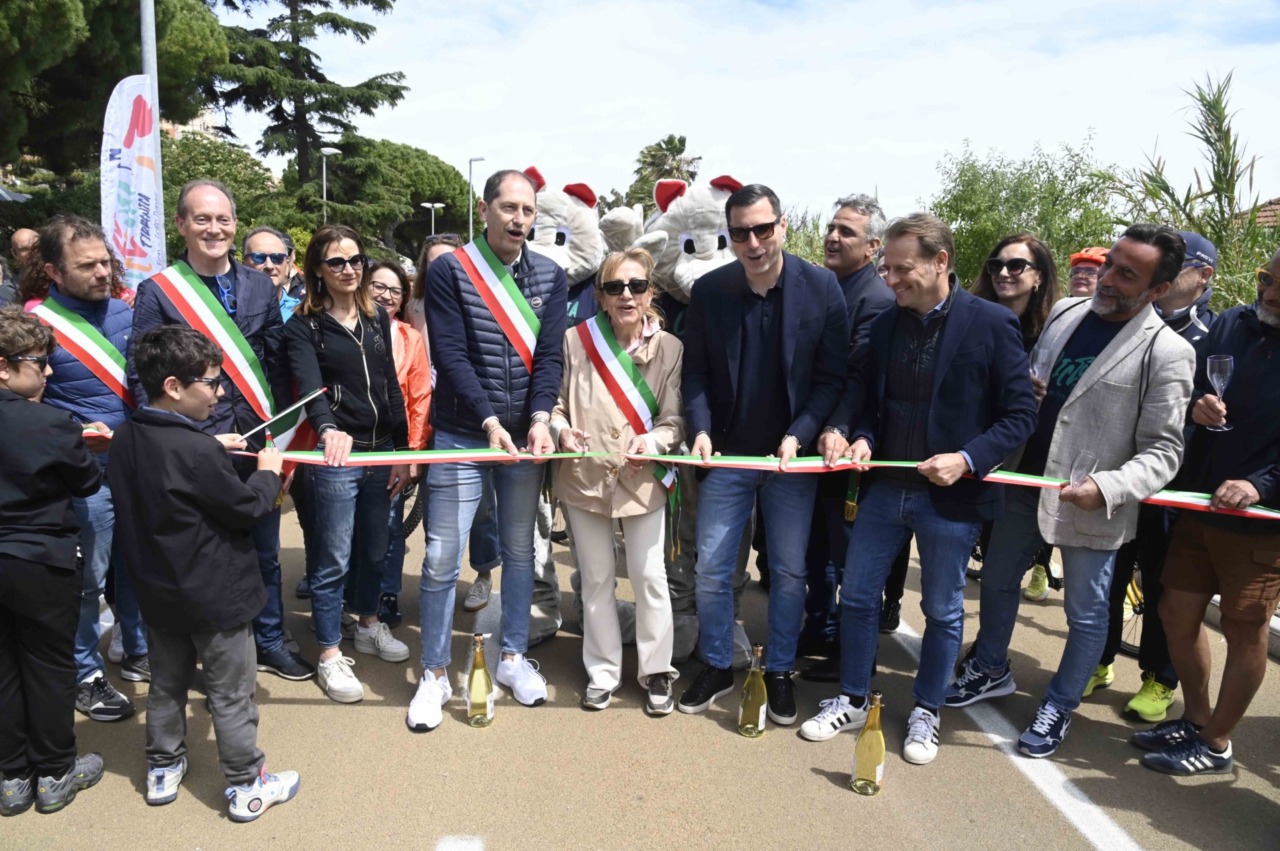 Inaugurata la pista ciclabile da Diano a Andora