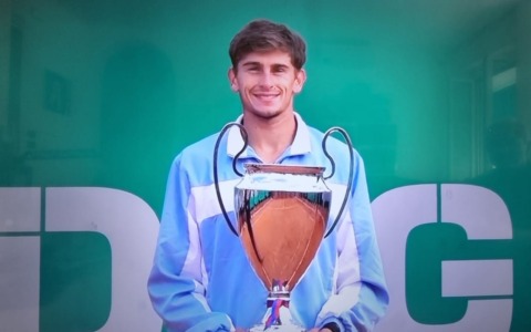 Matteo Arnaldi trionfa a Cagliari, il suo titolo più significativo