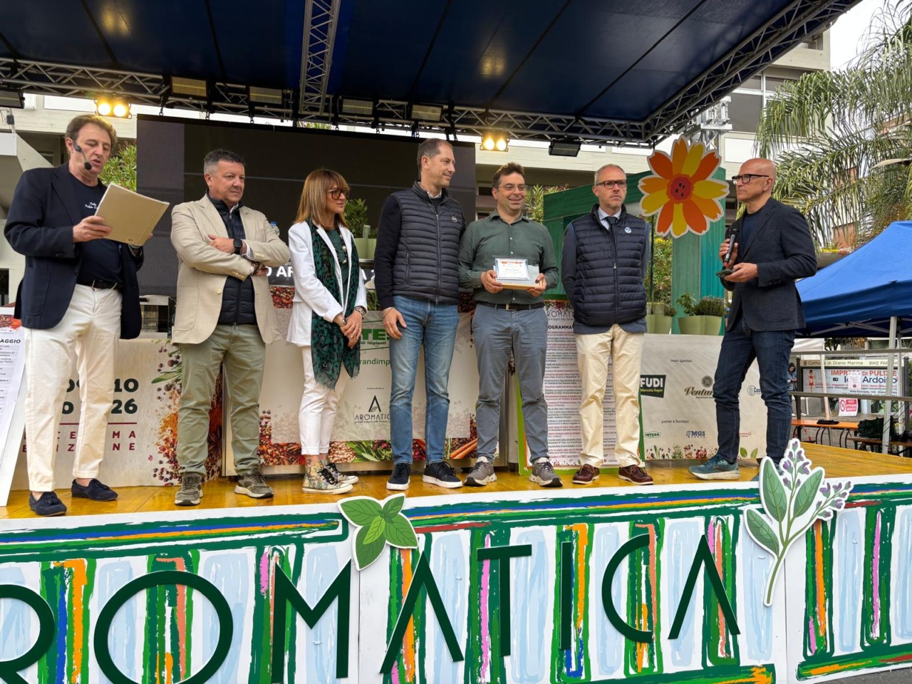 Nicola Ferrarese riceve il Premio Aromatica