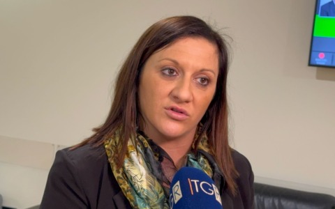 Veronica Russo critica la leadership di FdI: “Esclusione e rigidità”
