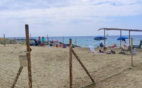 Divieto di balneazione a causa di un guasto alla fognatura ad Arma
