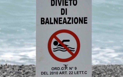 Divieto di balneazione nel tratto tra Foce Levante e Bagni Matuzia