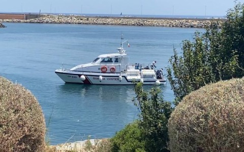 Due giovani trovati annegati a Imperia: indagini della Guardia Costiera