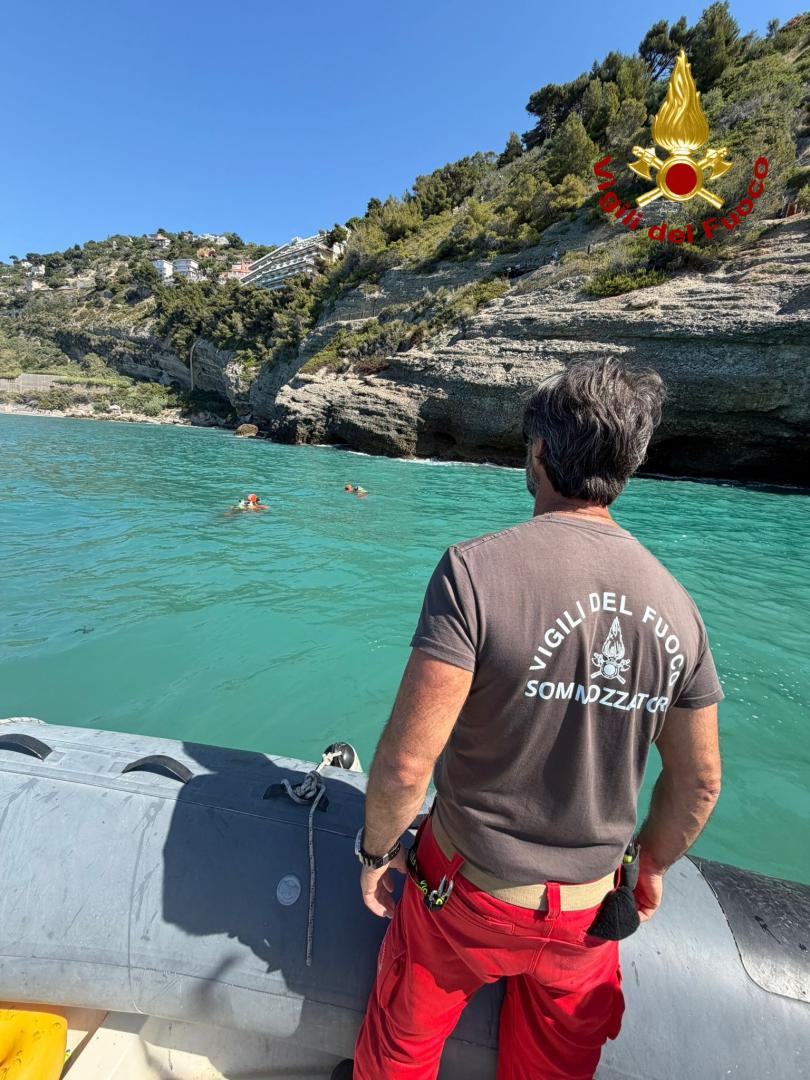 Individuato il corpo di uno dei due giovani dispersi in mare