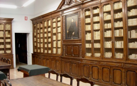 Avviato il restauro di 35 volumi della Biblioteca Aprosiana