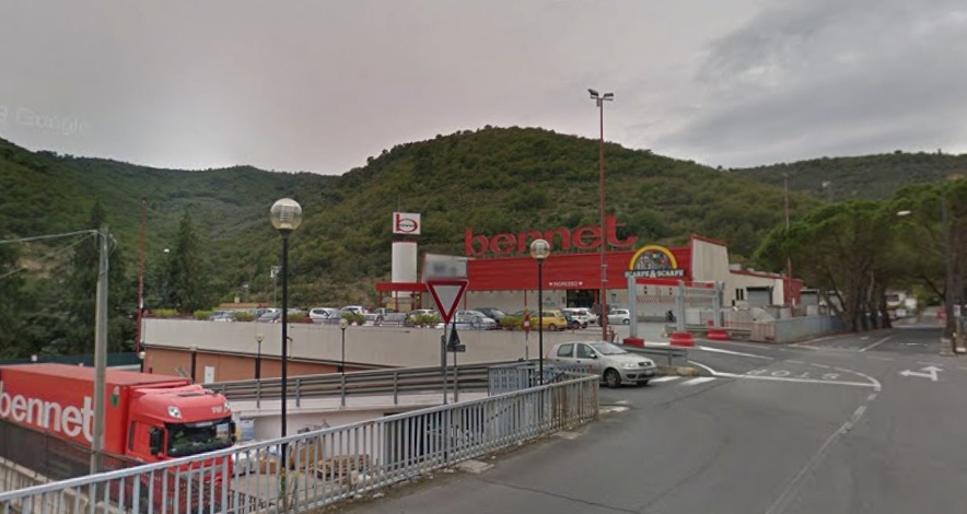 Coop Liguria acquista il Bennet di Pontedassio