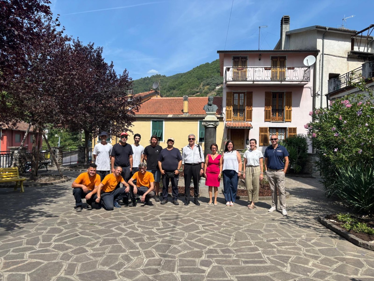 Corso per Giardiniere: gli allievi riqualificano Piazza Brunengo a Pieve di Teco