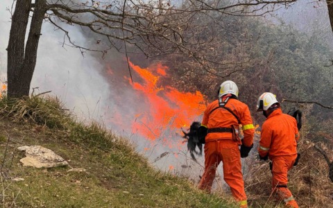 Da sabato scatta il divieto di accendere fuochi in campagna