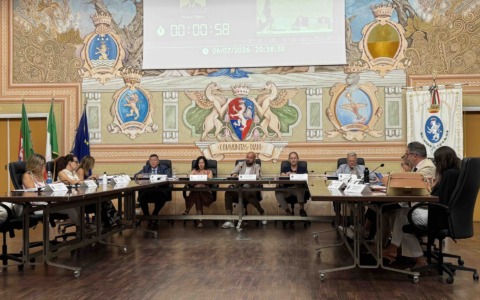 Diano Marina, Consiglio comunale affronta bilancio, DUP e futuro dell’ex camping Angolo di Sogno