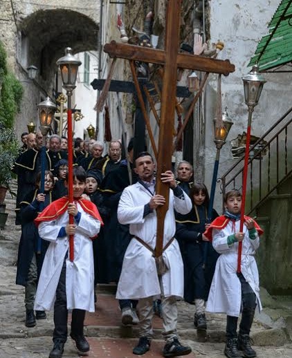 Due confraternite chiudono a Ceriana e Badalucco