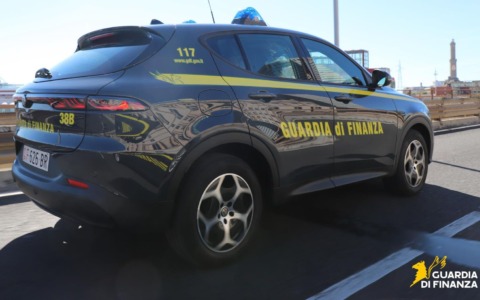 Marina di Imperia: operazione della Guardia di Finanza nella sede centrale