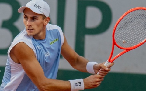 Matteo Arnaldi costretto al ritiro nel derby di Washington contro Lorenzo Musetti