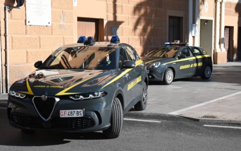 Operazione della Guardia di Finanza di Imperia: scoperta evasione da 4,6 milioni per favoreggiamento della prostituzione online
