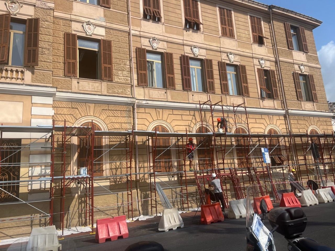 Partono i lavori di riqualificazione del palazzo di piazza Roma